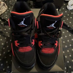 Jordan 4 size 4.5Y